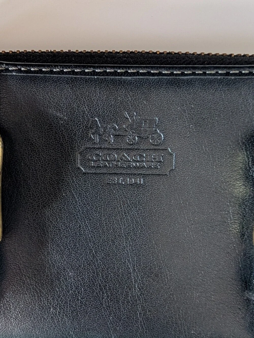 Coach Vintage Leatherware Zoe Soho Black Zip-Around Wallet